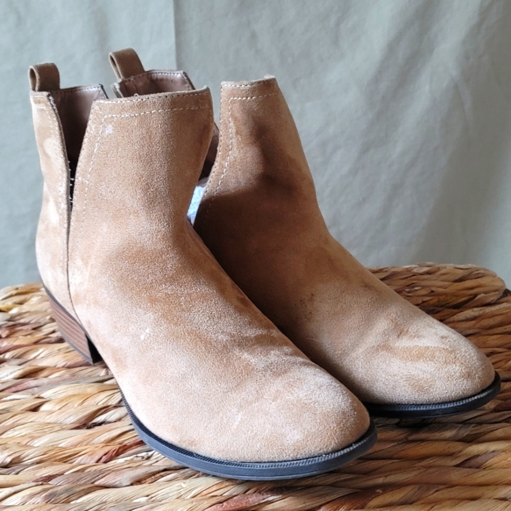 Tan Suede Ankle Boots with Elastic Panels